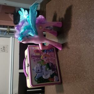 2007 My Little Pony Tin Box Company Metal Lunch Box And Princess Celestia.